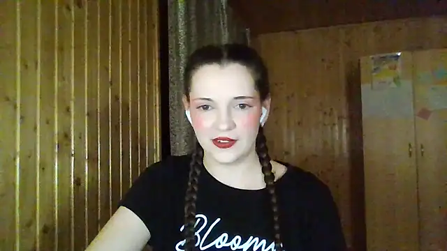 Snapshot of AmeliieLaFleur chatting on February 2026 08:13:02 PM AmeliieLaFleur online show from February 2026 08:13:02 PM