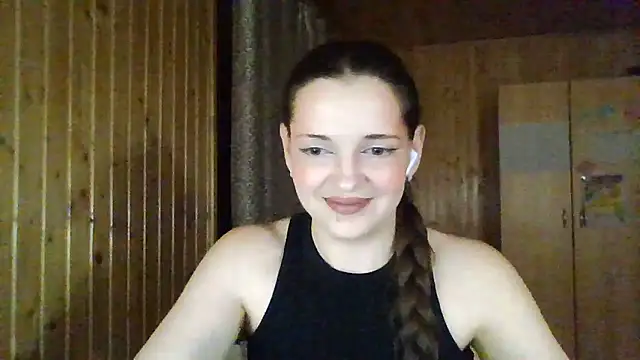Snapshot of AmeliieLaFleur chatting on February 2026 07:25:02 PM AmeliieLaFleur online show from February 2026 07:25:02 PM