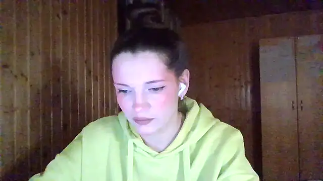 Snapshot of AmeliieLaFleur chatting on March 2026 07:31:02 PM AmeliieLaFleur online show from March 2026 07:31:02 PM