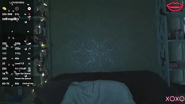 kiksee  online show from February 2026 05:50:01 AM