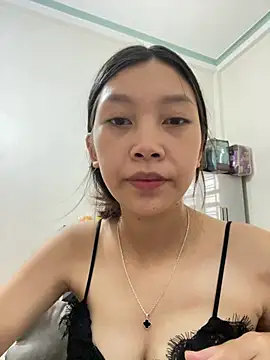 Snapshot of linh-lan1 chatting on June 2026 07:57:01 AM linh-lan1 online show from June 2026 07:57:01 AM
