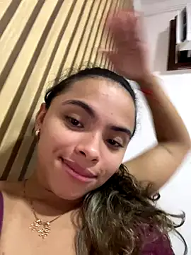 safadinhaquenteW online show from November 2025 08:00:01 PM