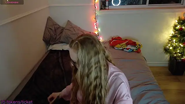 Snapshot of Pattyworld69 chatting on December 2025 05:03:01 AM Pattyworld69 online show from December 2025 05:03:01 AM