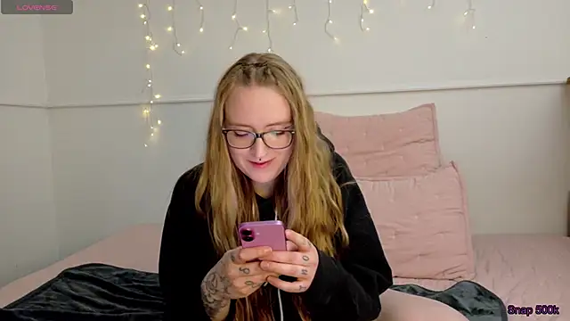 Snapshot of Pattyworld69 chatting on March 2026 07:01:01 AM Pattyworld69 online show from March 2026 07:01:01 AM