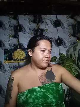 trishacummerts online show from May 2026 11:46:02 PM