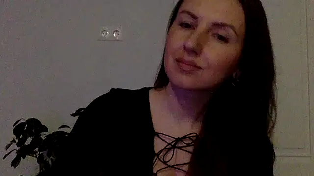 Melivorra online show from February 2026 07:06:01 PM