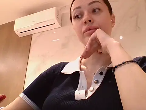 Snapshot of Yanorell chatting on February 2026 09:30:01 AM Yanorell online show from February 2026 09:30:01 AM