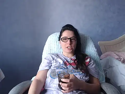 LuckyLisa23 online show from March 2026 12:00:01 PM