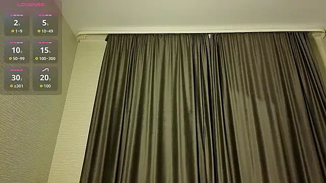 Snapshot of MissPompadure chatting on February 2026 06:12:02 PM MissPompadure online show from February 2026 06:12:02 PM