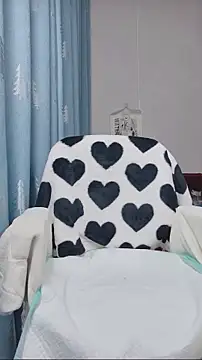 DJEVERY2025 online show from December 2025 01:03:01 AM