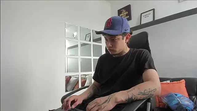 Sky Wild online show from October 2025 08:20:01 PM