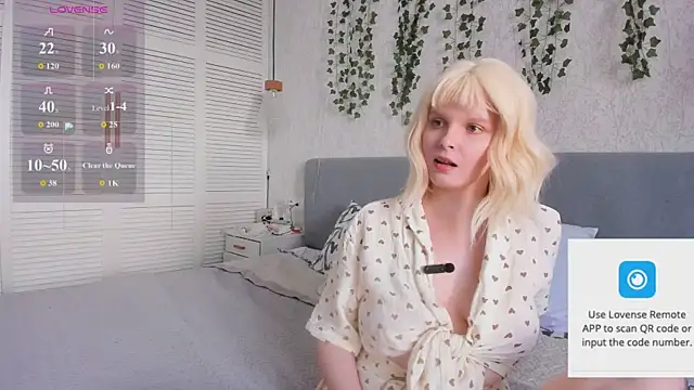 Snapshot of Stacy_Starr chatting on July 2026 02:24:02 PM Stacy Starr online show from July 2026 02:24:02 PM