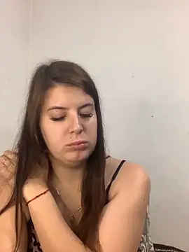 MiraCastellon online show from December 2025 11:37:01 AM