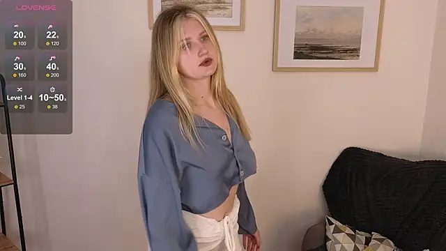 Shirley Davis online show from October 2025 06:19:01 PM