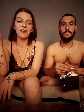 Snapshot of Kaulozeugaro chatting on November 2025 11:02:01 PM Kaulozeugaro online show from November 2025 11:02:01 PM