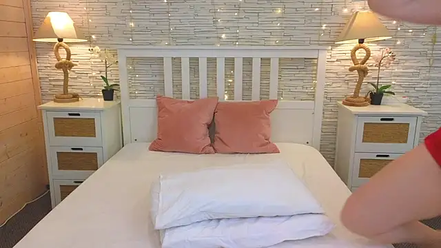 Soft Lilly online show from April 2026 05:27:02 AM