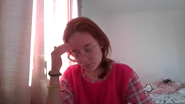 Snapshot of LuckySLove chatting on April 2026 03:12:01 PM LuckySLove online show from April 2026 03:12:01 PM