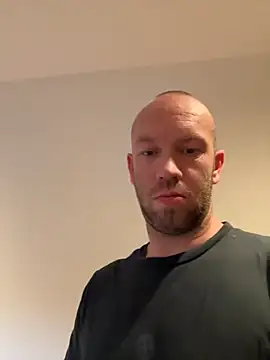 Snapshot of Missleil chatting on October 2025 03:35:02 PM Missleil online show from October 2025 03:35:02 PM