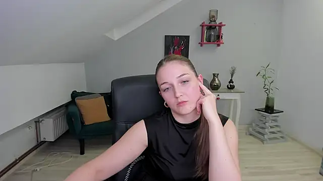 AnneWilsonn online show from December 2025 08:58:01 PM