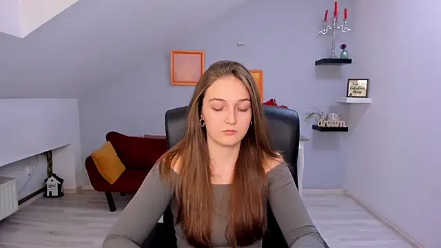 AnneWilsonn online show from February 2026 12:13:02 PM