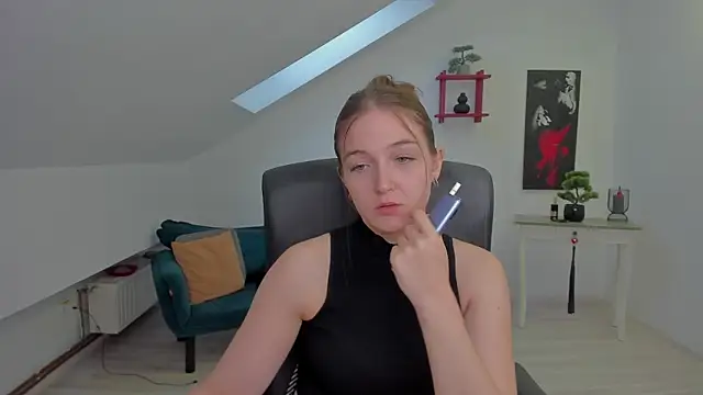 Snapshot of AnneWilsonn chatting on May 2026 04:41:02 AM AnneWilsonn online show from May 2026 04:41:02 AM