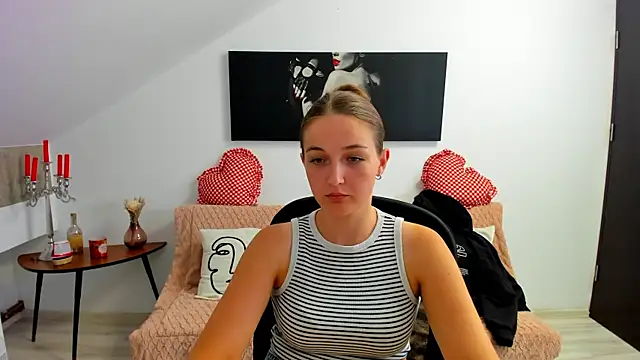 AnneWilsonn online show from July 2026 06:55:01 AM