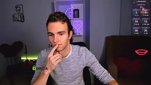 astren villo online show from November 2025 01:34:01 PM