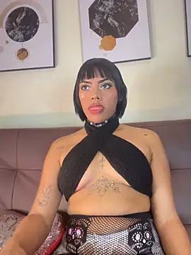 NovaFoxx online show from October 2025 02:28:01 PM