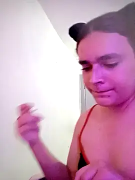 La-Gatiita-trans online show from October 2025 01:50:01 AM