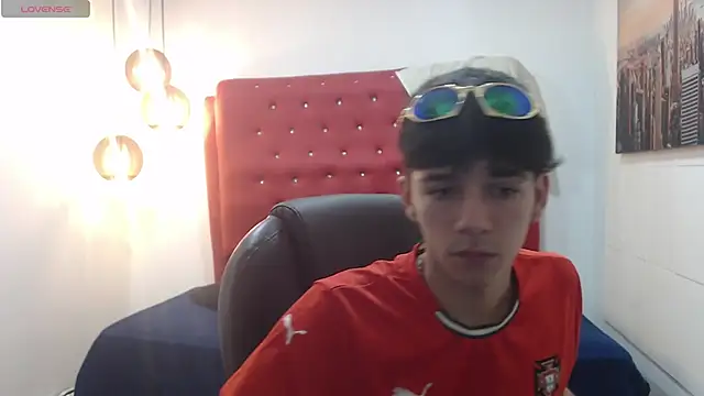 AmethystShadow17 online show from December 2025 09:09:01 PM