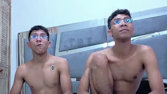 Desire4Duo online show from December 2025 02:03:01 PM