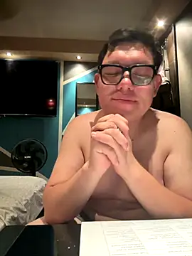 Snapshot of AlexRZ93 chatting on November 2025 01:40:02 AM AlexRZ93 online show from November 2025 01:40:02 AM