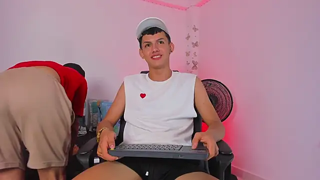 Axel Cody  online show from November 2025 08:20:01 PM