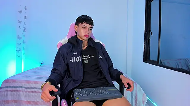 Axel Cody  online show from February 2026 11:14:02 AM