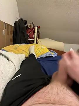 Snapshot of creamydeluxe chatting on March 2026 02:24:01 PM creamydeluxe online show from March 2026 02:24:01 PM