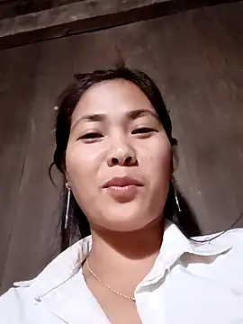 Lyssa-a online show from November 2025 03:39:02 AM