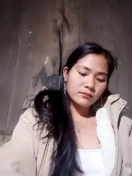 Lyssa-a online show from December 2025 03:39:01 PM