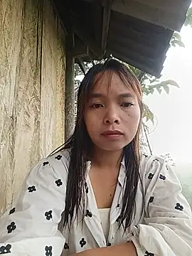 Snapshot of Nguyet2k4 chatting on July 2026 01:51:01 AM Nguyet2k4 online show from July 2026 01:51:01 AM