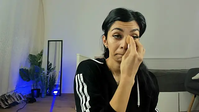 ReneeVoss online show from March 2026 03:45:02 AM