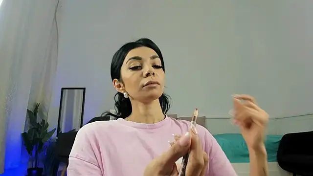 ReneeVoss online show from April 2026 02:56:01 AM