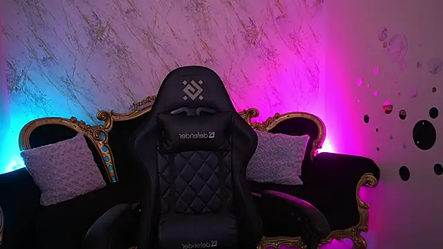 CuteeFoxy online show from March 2026 12:39:02 PM