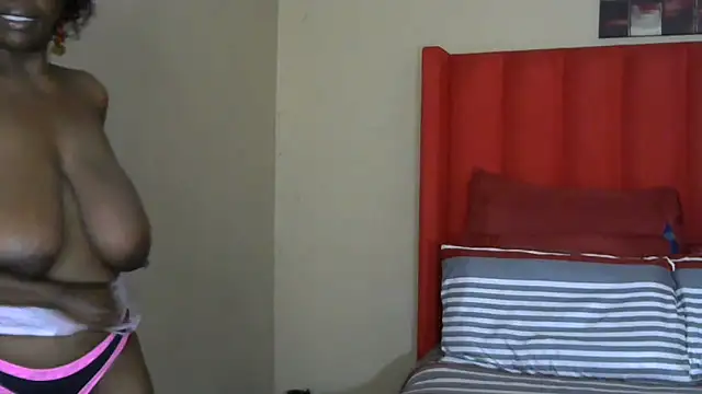 AfroGodesss124 online show from January 2026 07:46:01 AM