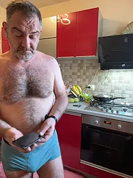 Snapshot of COBRAboySEX@xh chatting on May 2026 07:04:02 AM COBRAboySEXxh online show from May 2026 07:04:02 AM