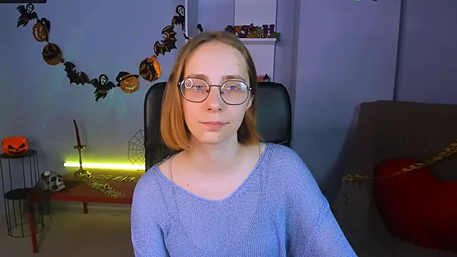 Snapshot of evalora_vei chatting on October 2025 06:52:02 AM evalora vei online show from October 2025 06:52:02 AM