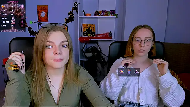 Snapshot of evalora_vei chatting on November 2025 08:32:01 PM evalora vei online show from November 2025 08:32:01 PM