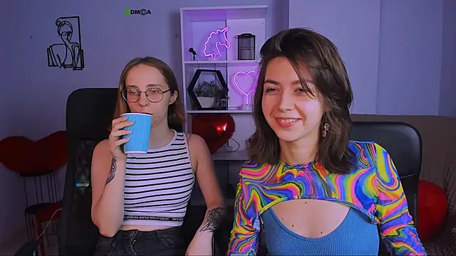 Snapshot of evalora_vei chatting on November 2025 01:11:01 PM evalora vei online show from November 2025 01:11:01 PM