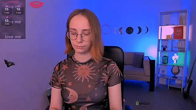 Snapshot of evalora_vei chatting on November 2025 11:51:02 PM evalora vei online show from November 2025 11:51:02 PM