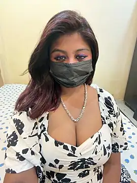Snapshot of payal_mittal chatting on May 2026 06:05:02 PM payal mittal online show from May 2026 06:05:02 PM