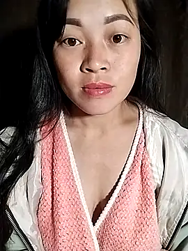 Hani-i online show from November 2025 10:20:01 PM