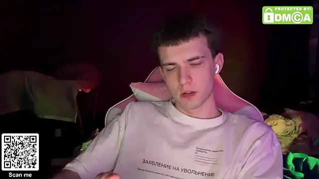 twinkbuldge online show from November 2025 05:56:01 PM